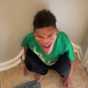 Meet your Posher, Cj